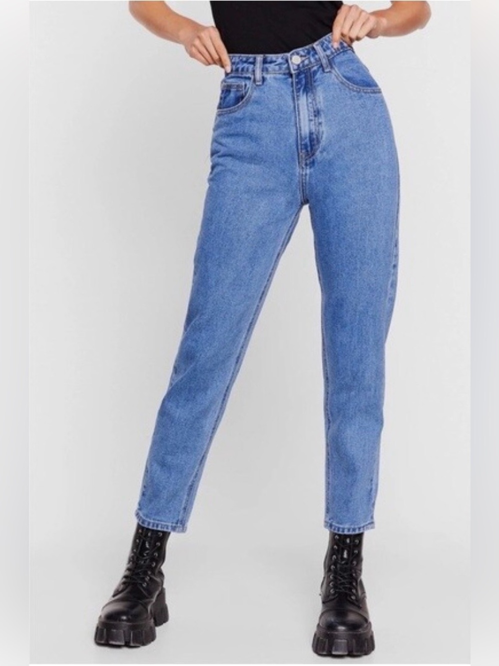 Nasty Gal Debbie High Rise Mom Jeans Light Wash Size 6 NWT